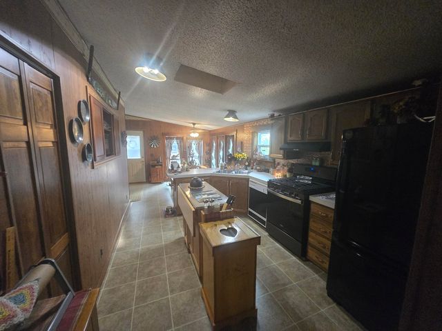 769 Kosmerick Road, Bronson, MI 49028