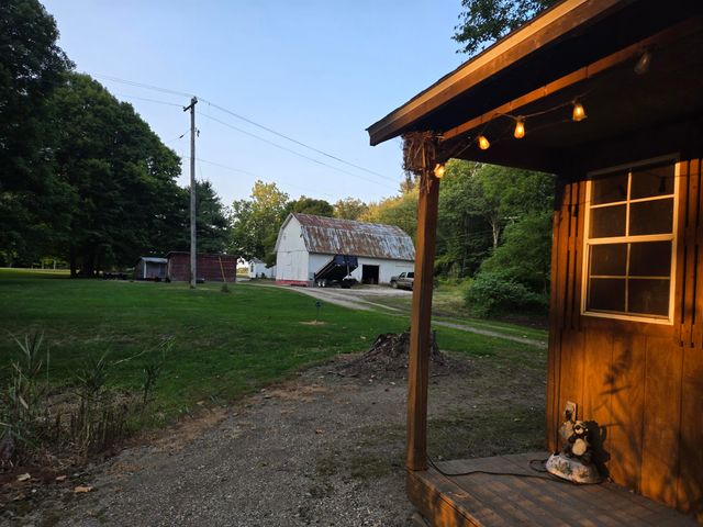 769 Kosmerick Road, Bronson, MI 49028