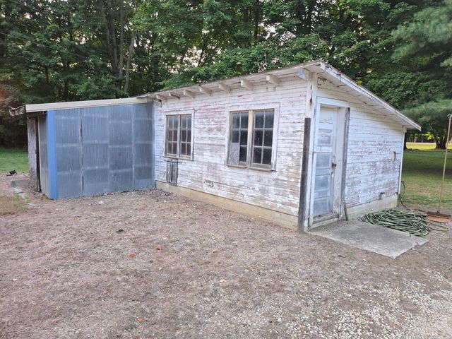 769 Kosmerick Road, Bronson, MI 49028