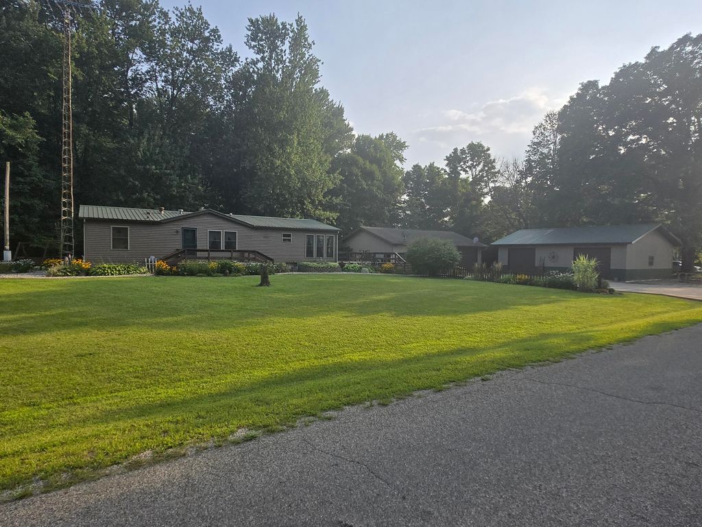 769 Kosmerick Road, Bronson, MI 49028