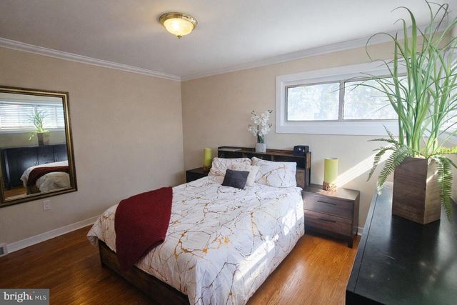 96 LAKEDALE DR, Lawrenceville, NJ 08648