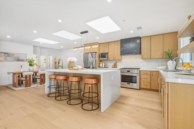 375 Stowell Avenue, Sunnyvale, CA 94085