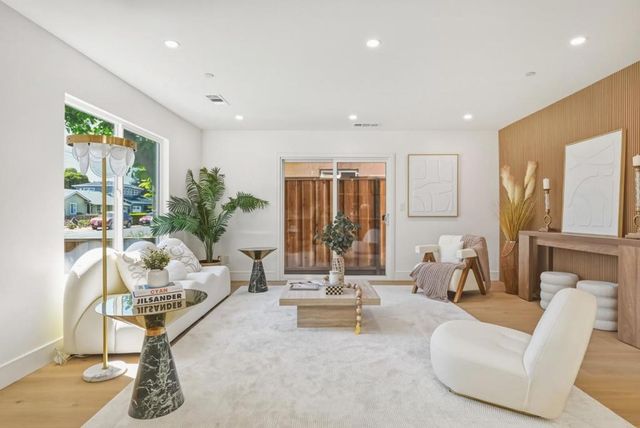 375 Stowell Avenue, Sunnyvale, CA 94085
