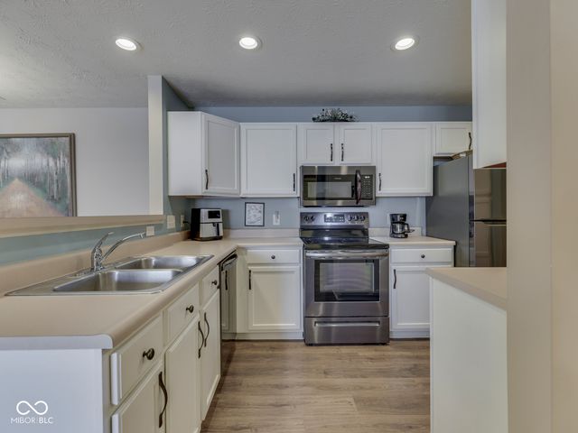 6519 Jade Stream Court 205, Indianapolis, IN 46237