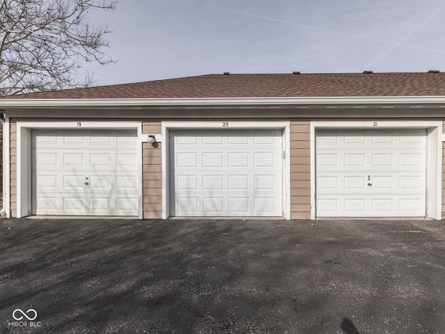 6519 Jade Stream Court 205, Indianapolis, IN 46237