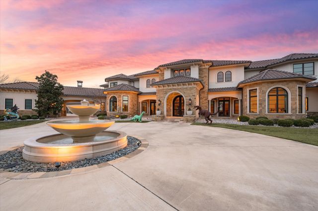 940 W Dove Road, Southlake, TX 76092