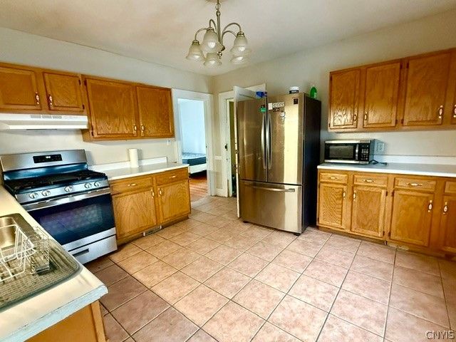 709 Clarendon Street 11, Syracuse, NY 13210