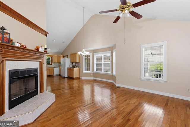 241 Graystone Pointe Drive, Macon, GA 31211