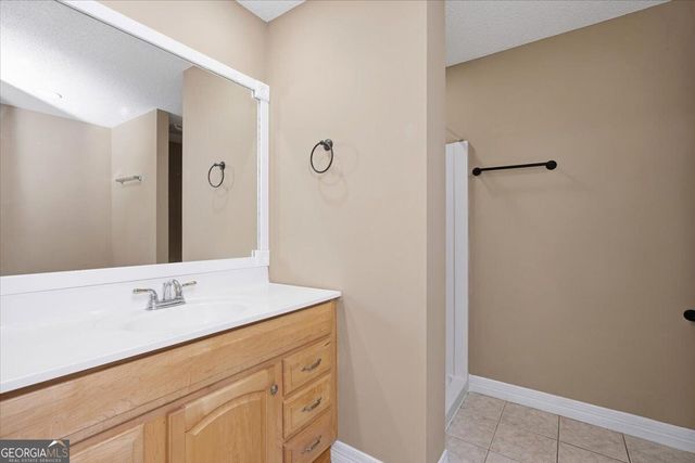 241 Graystone Pointe Drive, Macon, GA 31211