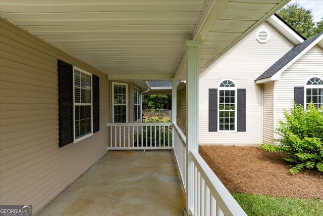 241 Graystone Pointe Drive, Macon, GA 31211