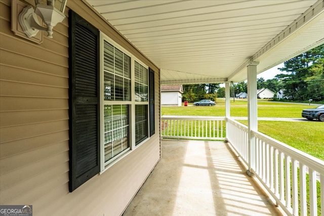 241 Graystone Pointe Drive, Macon, GA 31211