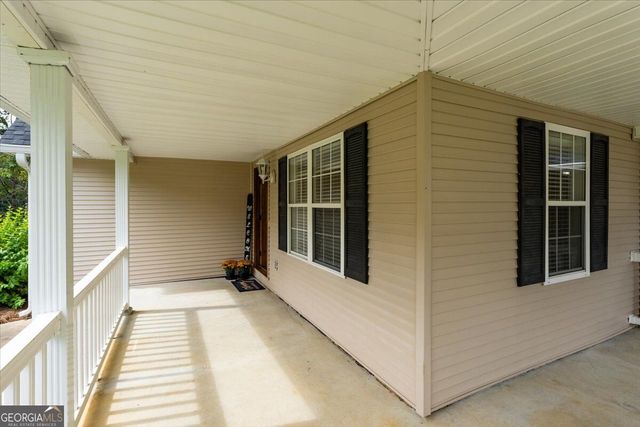 241 Graystone Pointe Drive, Macon, GA 31211