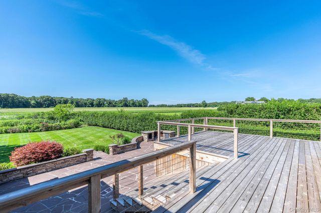 118 Peconic Bay Boulevard, Aquebogue, NY 11931