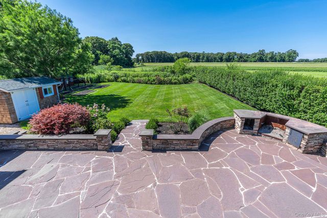 118 Peconic Bay Boulevard, Aquebogue, NY 11931