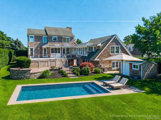 118 Peconic Bay Boulevard, Aquebogue, NY 11931