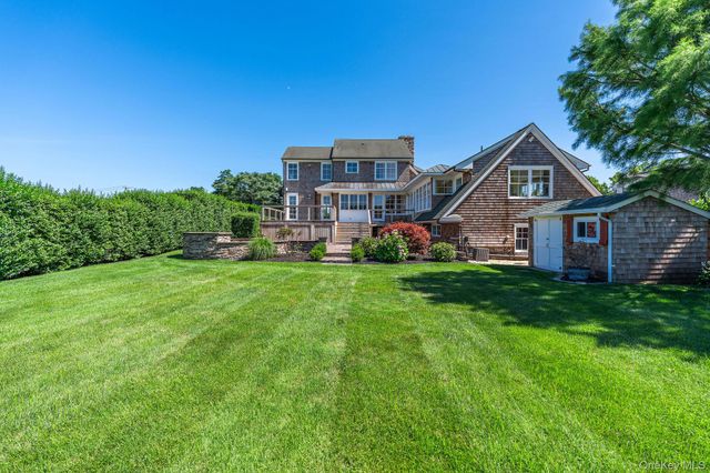 118 Peconic Bay Boulevard, Aquebogue, NY 11931