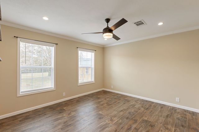 245 Henslee Rd, Shelbyville, TN 37160