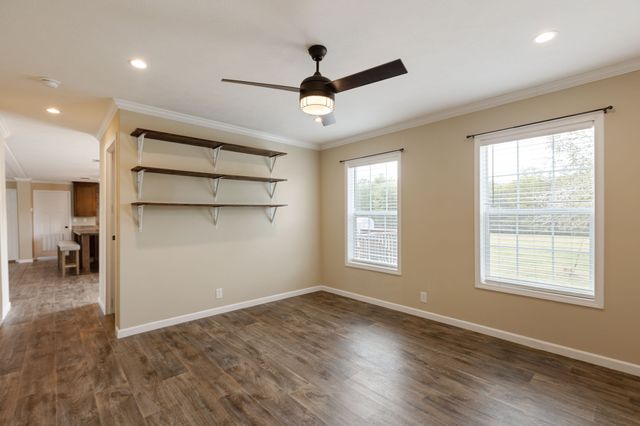 245 Henslee Rd, Shelbyville, TN 37160