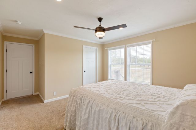 245 Henslee Rd, Shelbyville, TN 37160