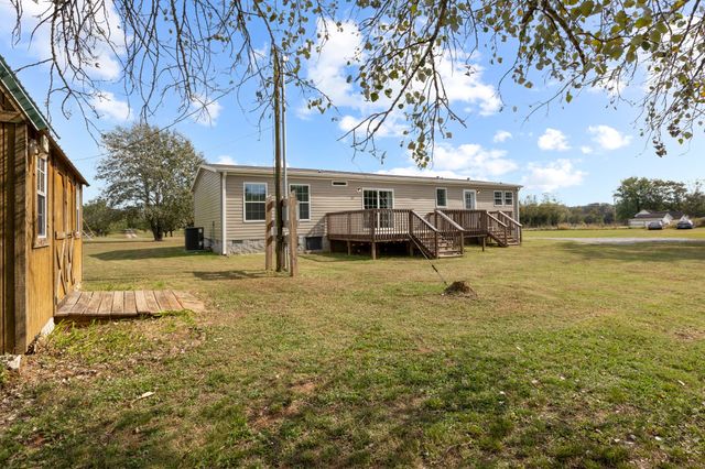 245 Henslee Rd, Shelbyville, TN 37160