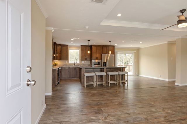 245 Henslee Rd, Shelbyville, TN 37160