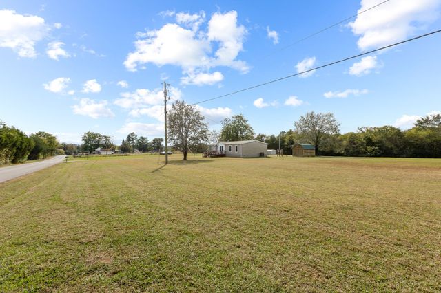 245 Henslee Rd, Shelbyville, TN 37160