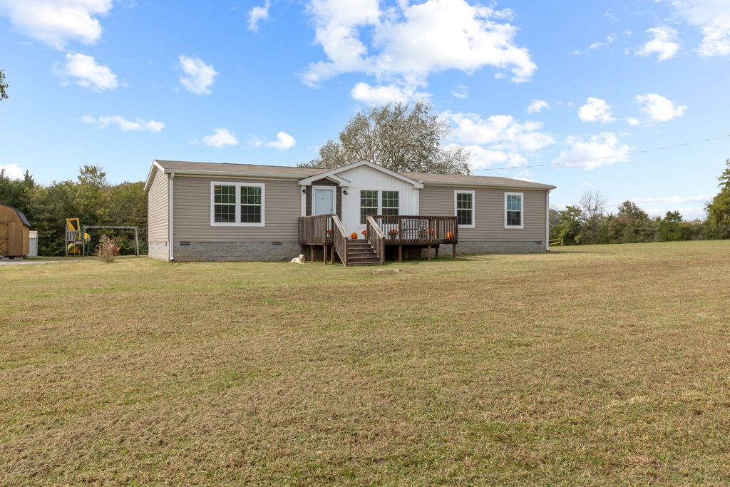 245 Henslee Rd, Shelbyville, TN 37160