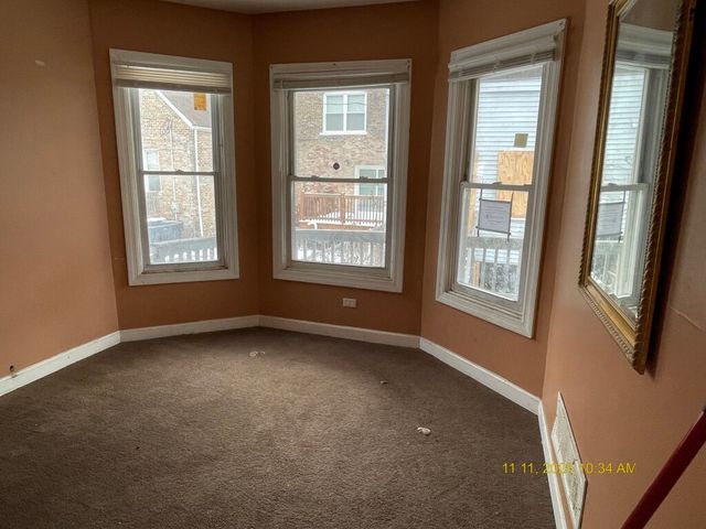 7356 S Champlain Avenue, Chicago, IL 60619