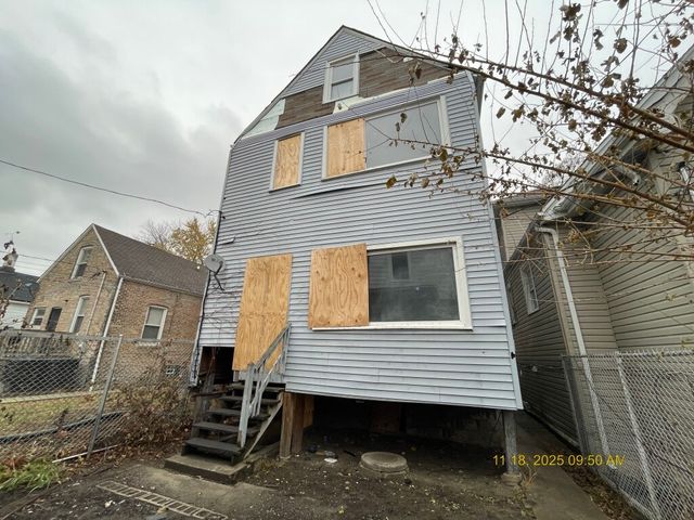 7356 S Champlain Avenue, Chicago, IL 60619