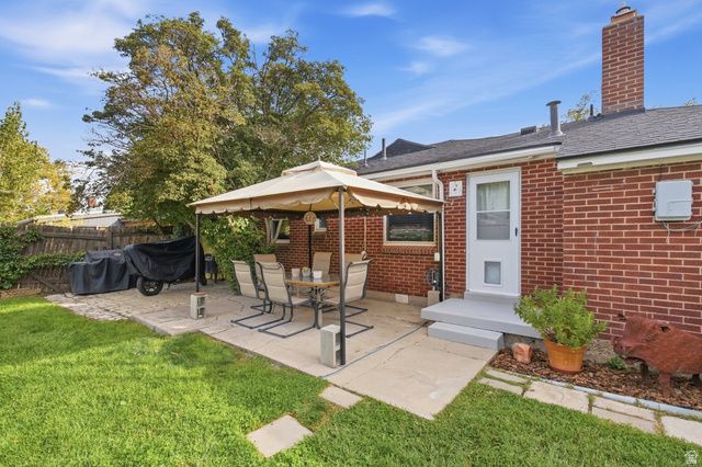 1142 S REDWOOD DR, Salt Lake City, UT 84104