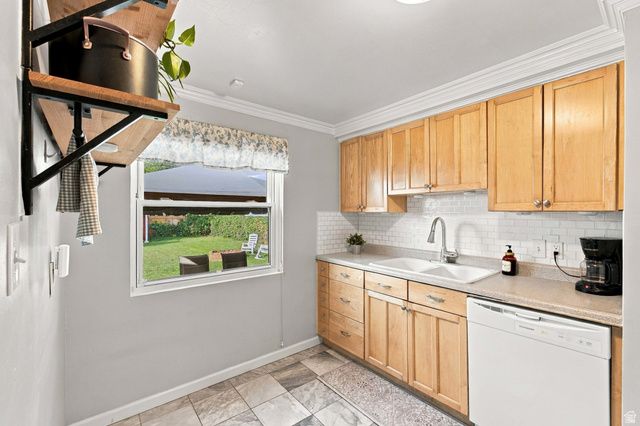 1142 S REDWOOD DR, Salt Lake City, UT 84104