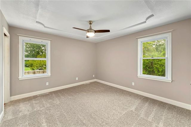 1732 SE Silkwood Court, Lee's Summit, MO 64063