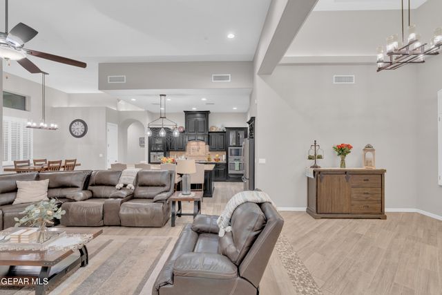 12289 Freshwater Drive, El Paso, TX 79928