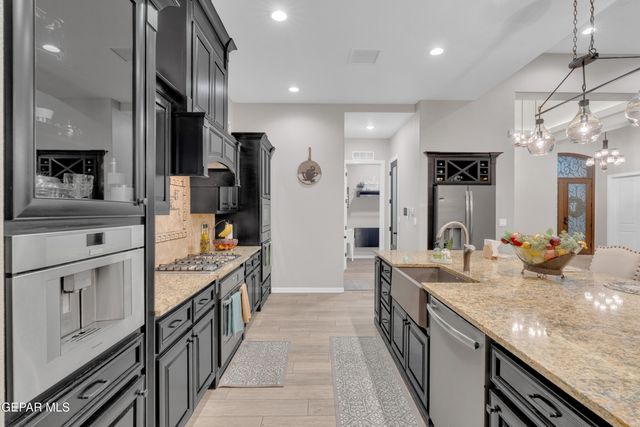 12289 Freshwater Drive, El Paso, TX 79928