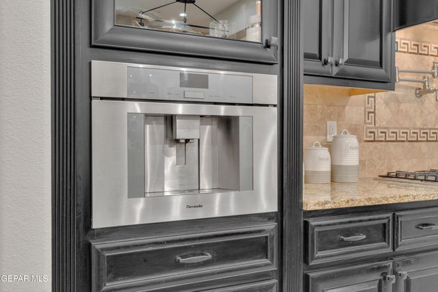 12289 Freshwater Drive, El Paso, TX 79928