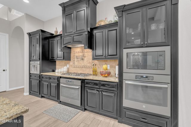 12289 Freshwater Drive, El Paso, TX 79928