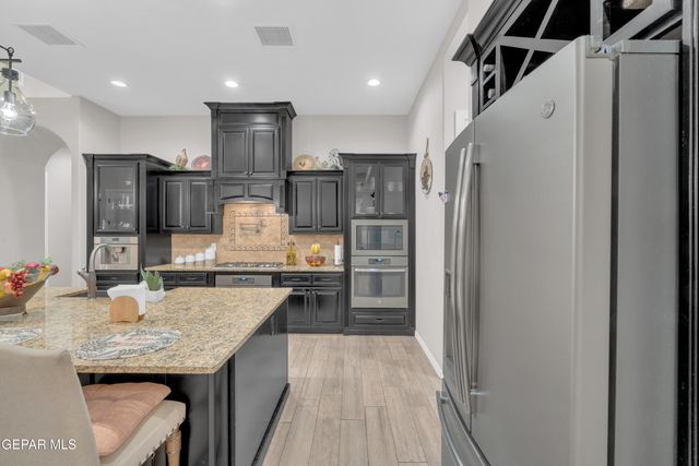 12289 Freshwater Drive, El Paso, TX 79928