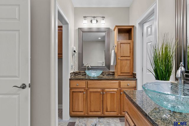 6528 Lone Tree Drive, Lincoln, NE 68512