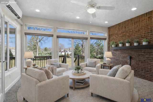 6528 Lone Tree Drive, Lincoln, NE 68512