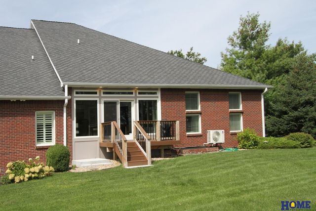 6528 Lone Tree Drive, Lincoln, NE 68512