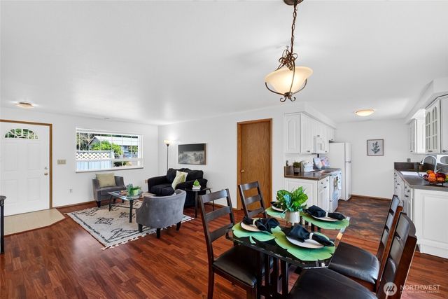3045 Chelsea Court NW, Olympia, WA 98502