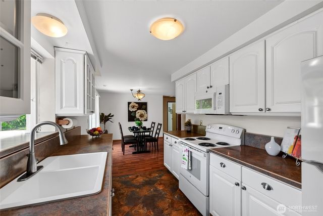 3045 Chelsea Court NW, Olympia, WA 98502