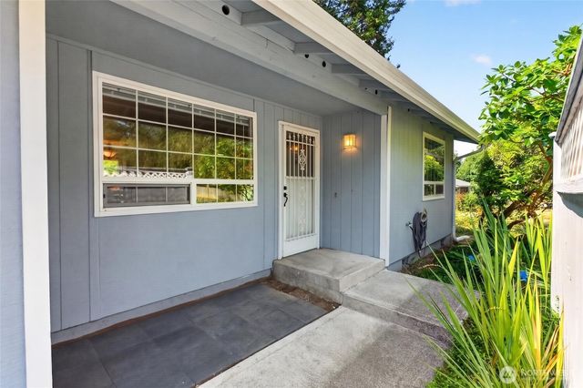 3045 Chelsea Court NW, Olympia, WA 98502