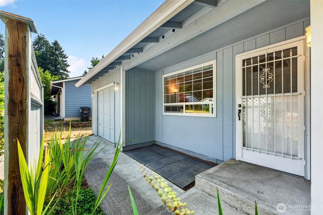 3045 Chelsea Court NW, Olympia, WA 98502