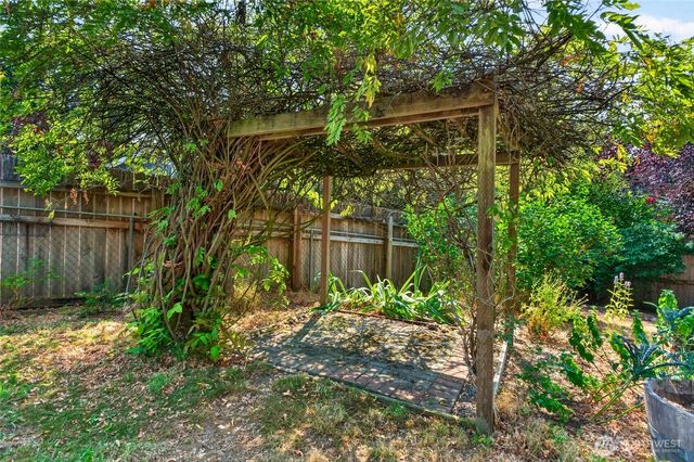 3045 Chelsea Court NW, Olympia, WA 98502