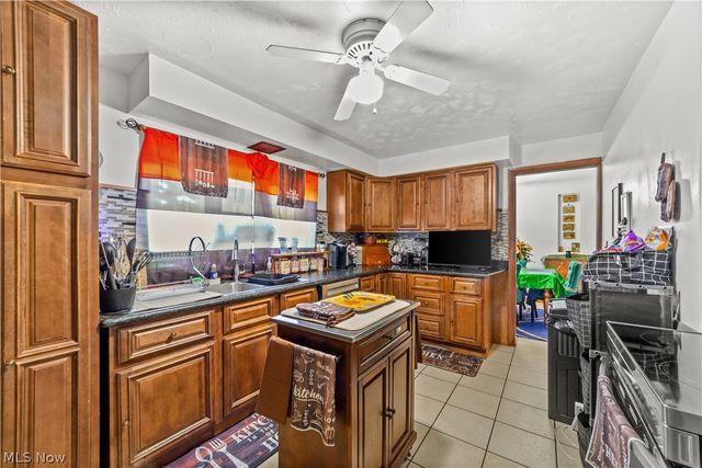 1316 Wexford Avenue, Parma, OH 44134