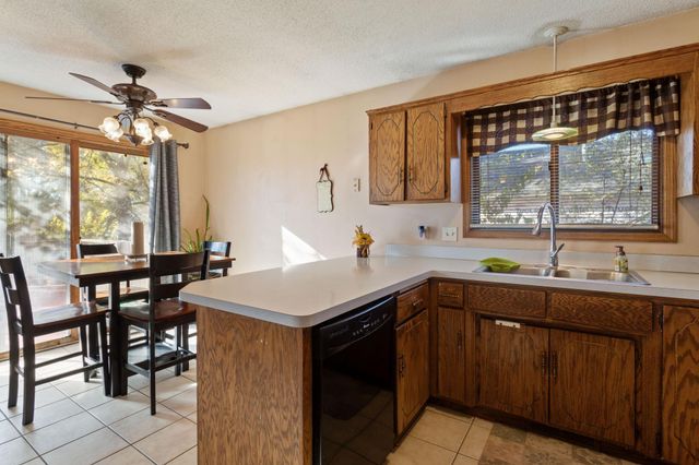 1501 80th Avenue N, Brooklyn Park, MN 55444