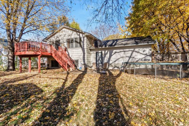 1501 80th Avenue N, Brooklyn Park, MN 55444