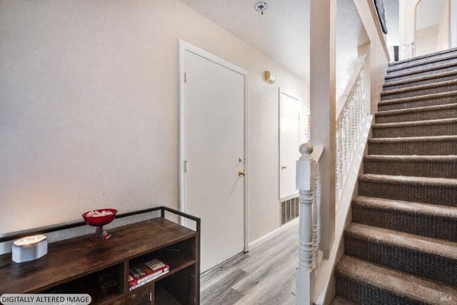 590 Laurel Grove Cir, Santa Rosa, CA 95407