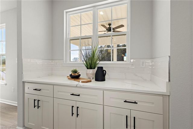 206 Halifax CT, Shiloh, NC 27974